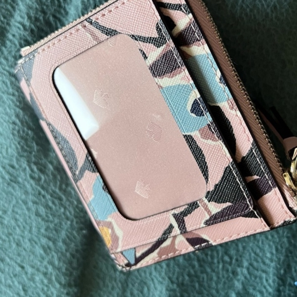 Kate Spade New York handbag & wallet selling in a set - Picture 8 of 8